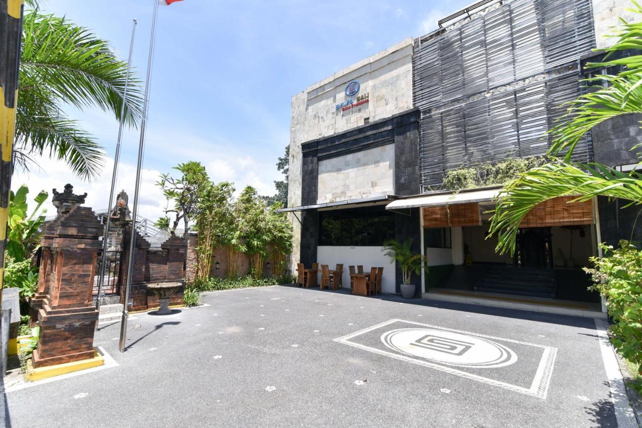 Reddoorz Plus Near Mall Bali Galeria 2 Denpasar Exterior foto