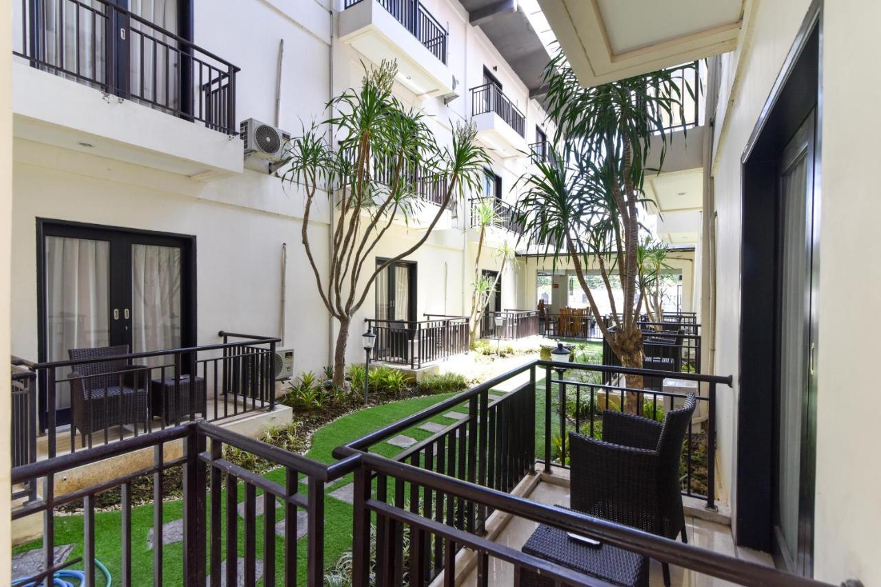 Reddoorz Plus Near Mall Bali Galeria 2 Denpasar Exterior foto